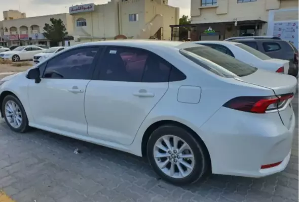 إيجار تويوتا كورولا في عمان