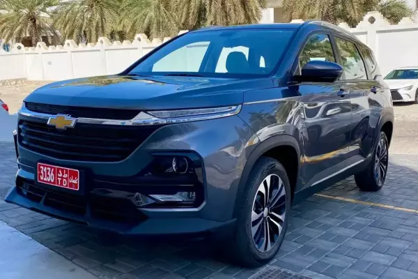 Chevrolet Captiva for rent in Oman