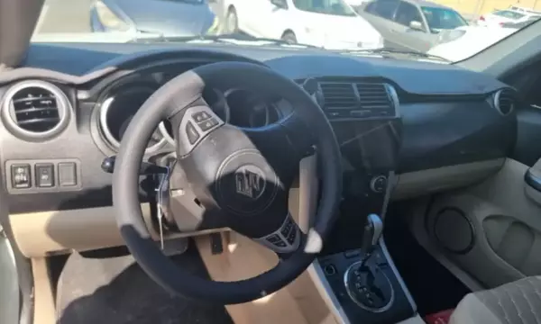 Suzuki Vitara for rent in Oman