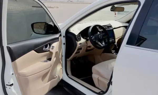 Nissan X-Trail for rent in Oman