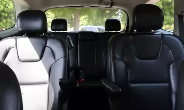 KIA Telluride for rent in Oman