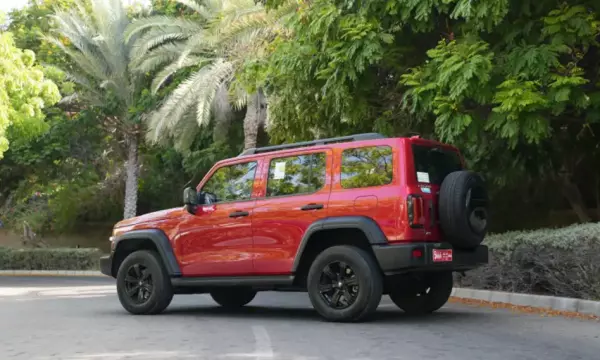 Tank 300 for rent in Oman