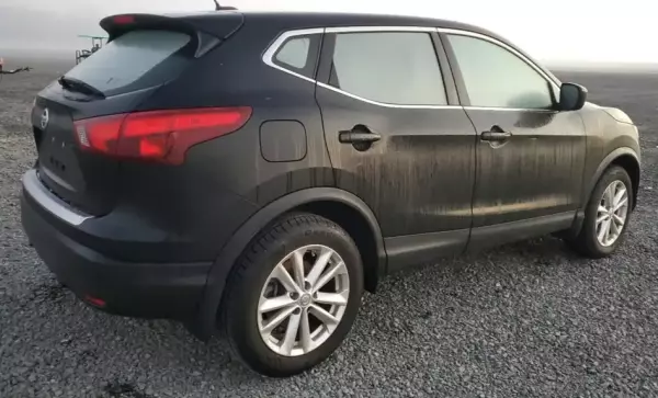 Nissan Rogue for rent in Oman