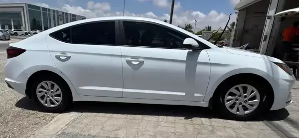 Hyundai Elantra for rent in Oman