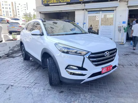 Hyundai Tucson for rent in Oman