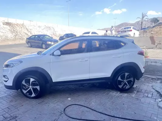 Hyundai Tucson for rent in Oman