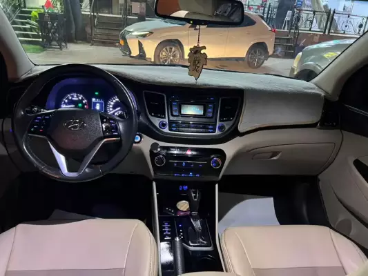 Hyundai Tucson for rent in Oman
