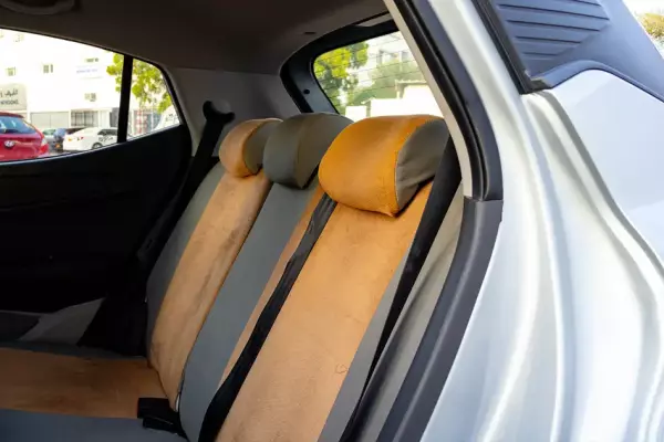 Hyundai i10 for rent in Oman