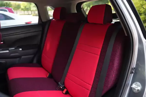 Mitsubishi Outlander for rent in Oman