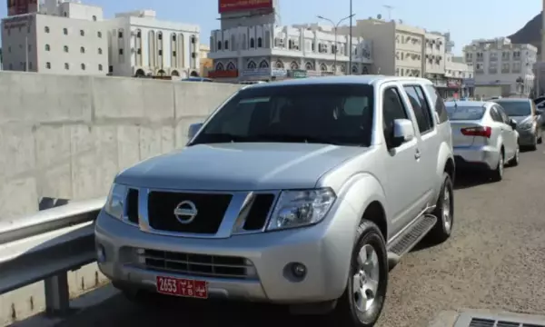 Nissan Pathfinder for rent in Oman
