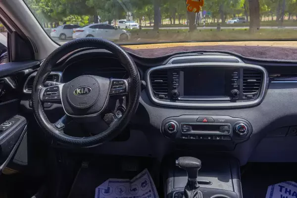 KIA Sorento for rent in Oman