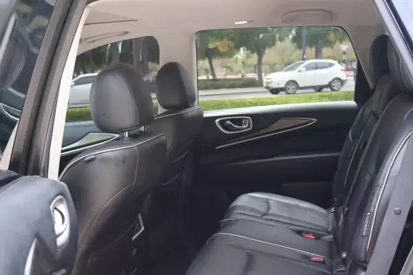 Infiniti QX80 for rent in Oman